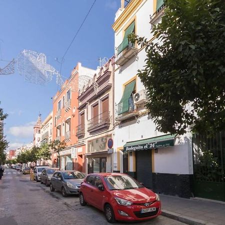 Castilla Triana Courtyard By Valcambre Sevilha Exterior foto